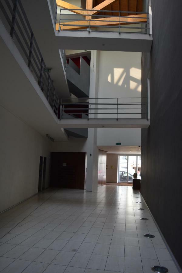 Architect-Designed Loft In A Historic Hilltop Neighborhood ลิสบอน ภายนอก รูปภาพ