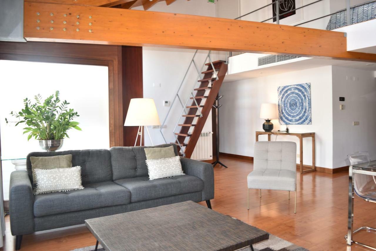 Architect-Designed Loft In A Historic Hilltop Neighborhood ลิสบอน ภายนอก รูปภาพ