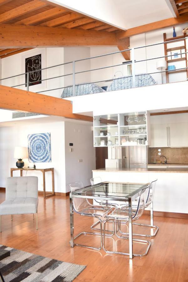 Architect-Designed Loft In A Historic Hilltop Neighborhood ลิสบอน ภายนอก รูปภาพ