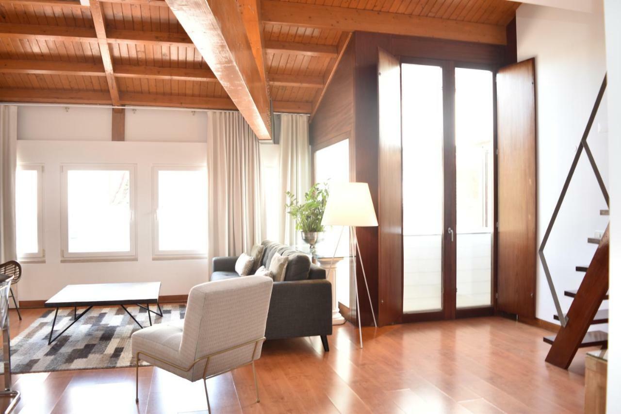 Architect-Designed Loft In A Historic Hilltop Neighborhood ลิสบอน ภายนอก รูปภาพ